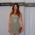 D�fil�  Rosa clara