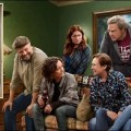 TVLine dvoile en exclusivit les premires photos de Sean Astin dans The Conners